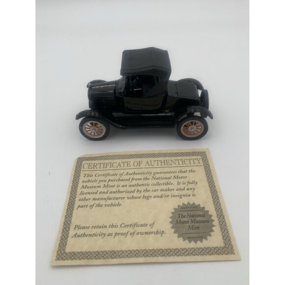 NATIONAL MOTOR MUSEUM MINT 1925 Ford Model T coupe 1:32 scale model - Picture 1 of 9